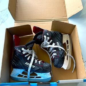Bauer hockey skates